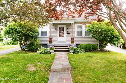 13 Crannell Ave, Delmar, NY 12054