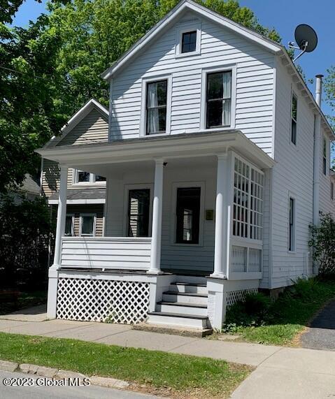 19-19 12 Van Dorn St, Saratoga Springs, NY 12866