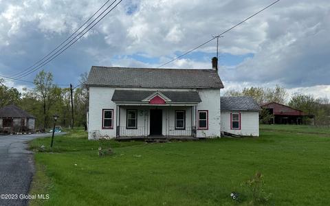 32 Stevens Ln, Fort Edward, NY 12828