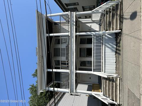 218 Quail St, Albany, NY 12203
