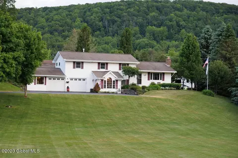 724 Lawyersville Rd, Cobleskill, NY 12043