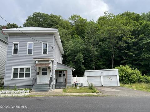 111-113 Brookside Ave, Amsterdam, NY 12010