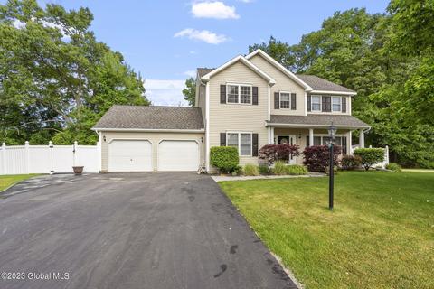 28 Rustyville Rd, Loudonville, NY 12211