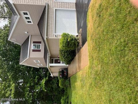 11 Knollwood Holw, Ballston Spa, NY 12020