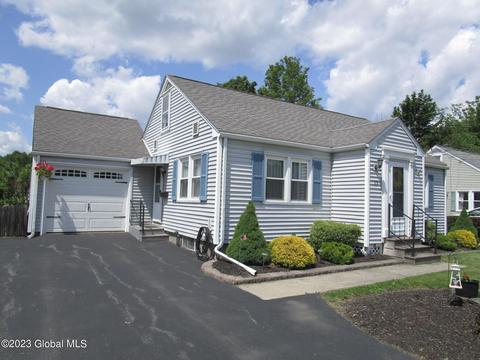 115 Sycamore Ln, Cobleskill, NY 12043