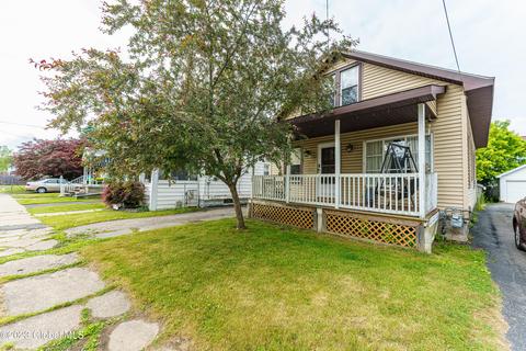 125 Lark St, Scotia, NY 12302