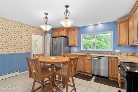 138 Pleasantview Dr, Cobleskill, NY 12043 photo 7