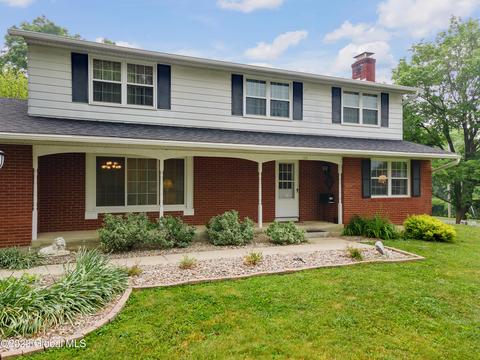 138 Pleasantview Dr, Cobleskill, NY 12043 photo 2