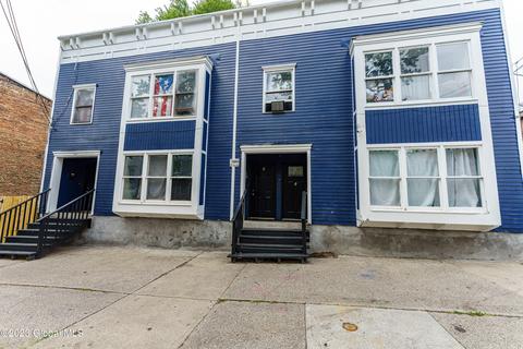284 2nd St, Albany, NY 12206