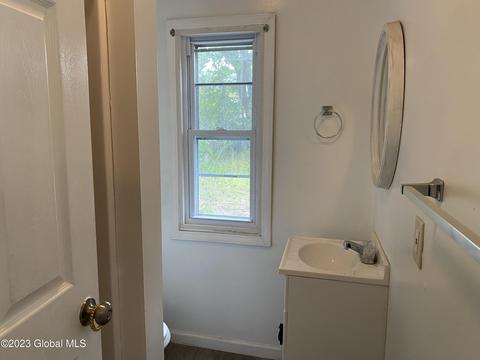 59 Marriott Ave, Schenectady, NY 12304 photo 10