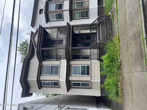632 Livingston Ave, Albany, NY 12206