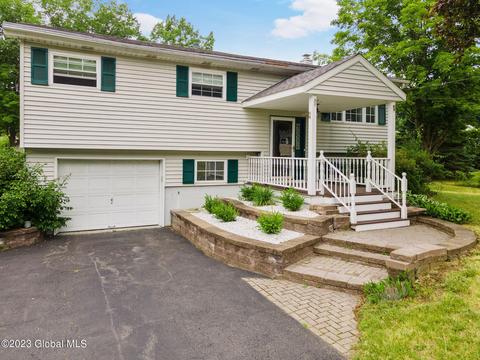 89 Rapple Dr, Albany, NY 12205