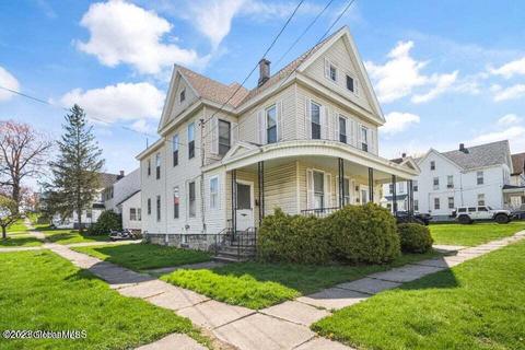 130 Prospect St, Johnstown, NY 12095