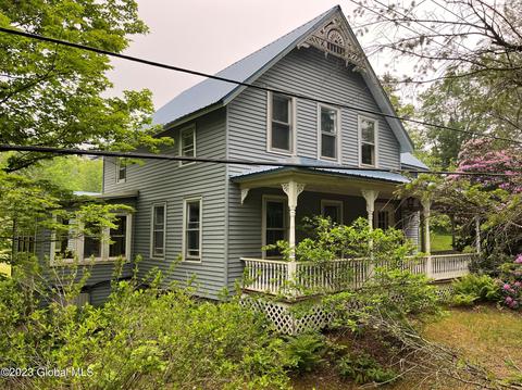 22 N Long Pond Rd, Cropseyville, NY 12052
