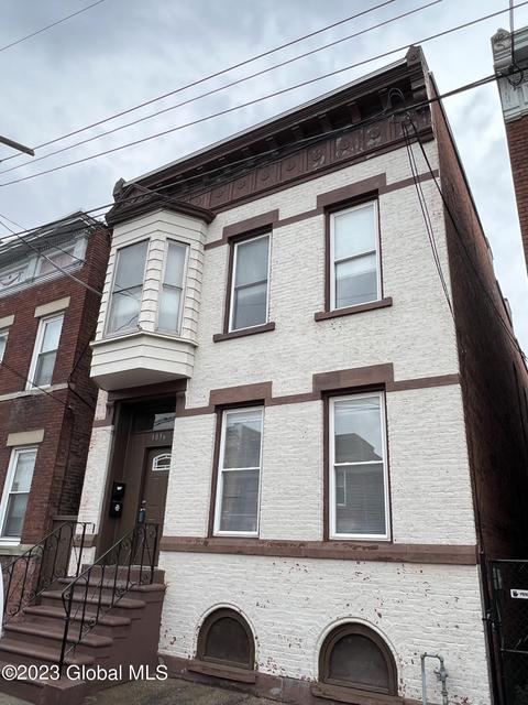1036 5th Ave, Troy, NY 12180