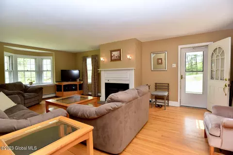 737 River Rd, Rotterdam, NY 12306 photo 7