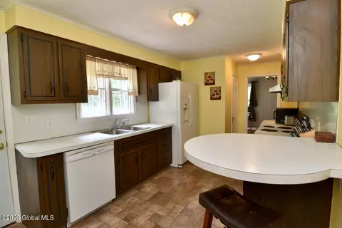 737 River Rd, Rotterdam, NY 12306 photo 13