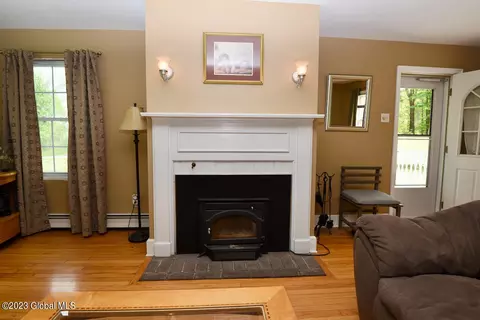737 River Rd, Rotterdam, NY 12306 photo 10