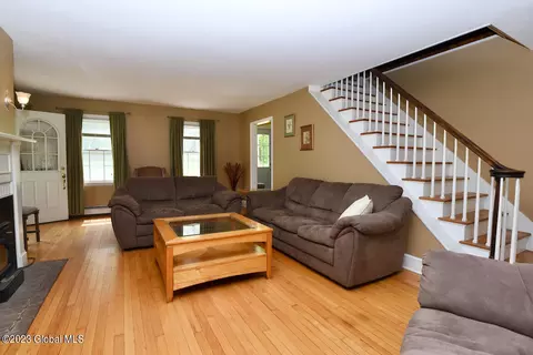 737 River Rd, Rotterdam, NY 12306 photo 9