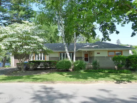 39 Ryckman Ave, Albany, NY 12208