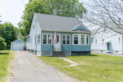 513 Sanders Ave, Scotia, NY 12302