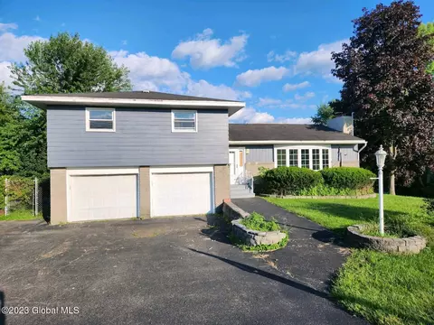 3078 Ny 150, East Schodack, NY 12063
