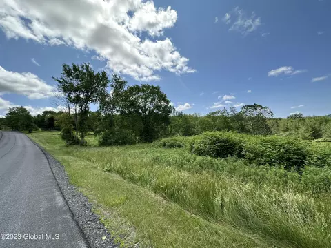 112 Presbyterian Hill Road, Stephentown, NY 12168