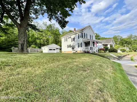 240 Florida Ave, Amsterdam, NY 12010