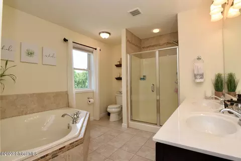 17 Green Fields Dr, Mechanicville, NY 12118 photo 21