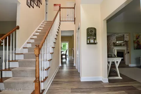 17 Green Fields Dr, Mechanicville, NY 12118 photo 3
