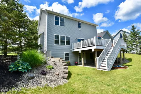 17 Green Fields Dr, Mechanicville, NY 12118 photo 35