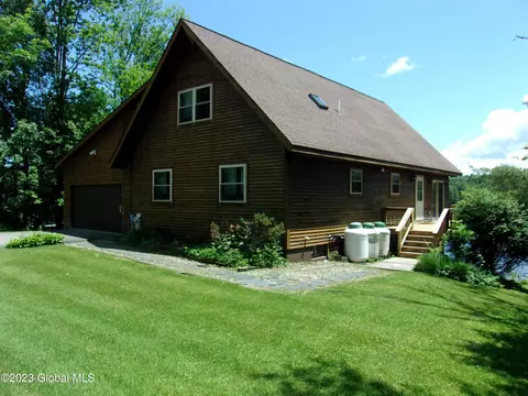 152 Lake Drive Dr, Bleecker, NY 12078