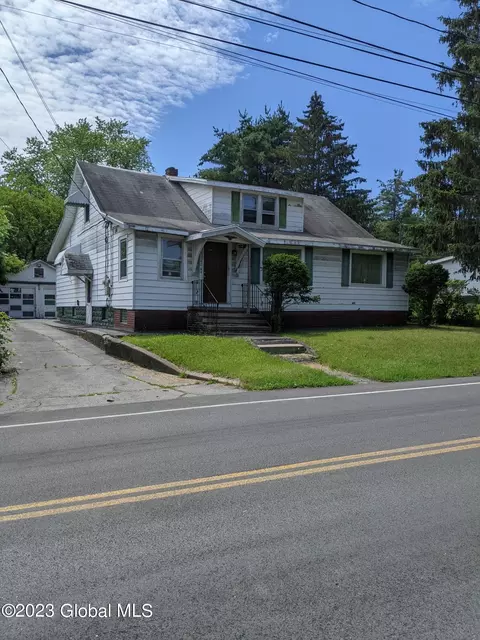3906 Albany St, Schenectady, NY 12304