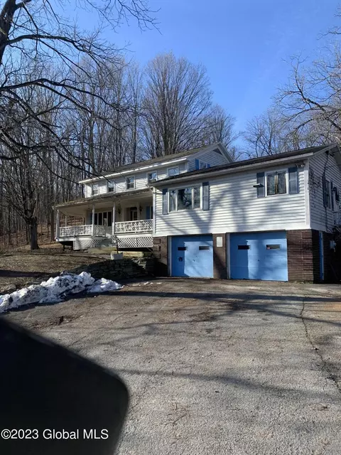 12 Mill Rd, Clarksville, NY 12041