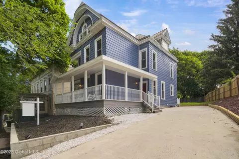 17 Prospect Ave, Troy, NY 12180