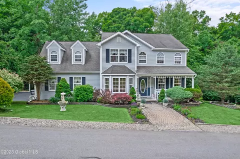 45 Mockingbird Hl, Lake George, NY 12845