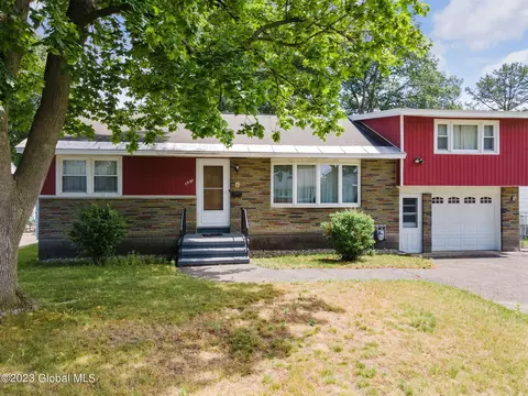 1397 Fern Ave, Schenectady, NY 12306