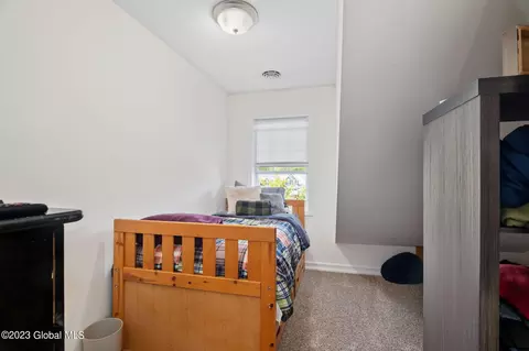 184 Paddock Cir, Schenectady, NY 12306 photo 27