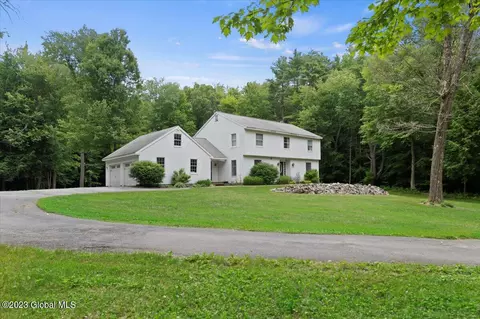 391 Leroux Rd, Middle Grove, NY 12850