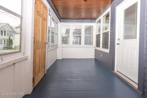 64 Cuthbert St, Schenectady, NY 12302 photo 2