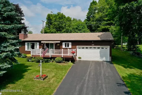 119 Bertrand Rd, Gloversville, NY 12078