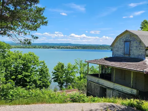 174 Route 22, Ticonderoga, NY 12883