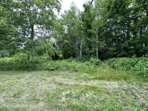 101 12 Scott Ave, Castleton, NY 12033