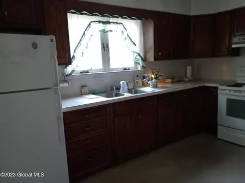 356 Twelfth St, Schenectady, NY 12306 photo 6