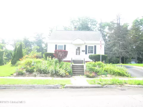 356 Twelfth St, Schenectady, NY 12306