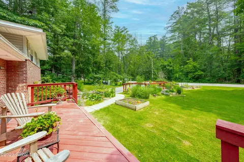 27 Slingerland St, Slingerlands, NY 12159 photo 5