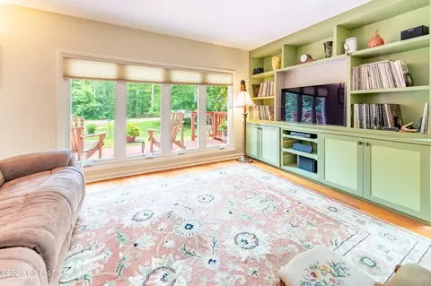 27 Slingerland St, Slingerlands, NY 12159 photo 7