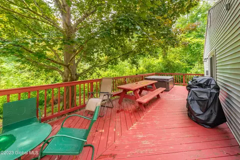 27 Slingerland St, Slingerlands, NY 12159 photo 6