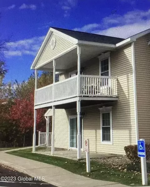 408 Cedar Run, Rensselaer, NY 12144