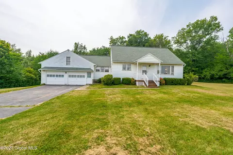 70 Northern Pines Rd, Wilton, NY 12831